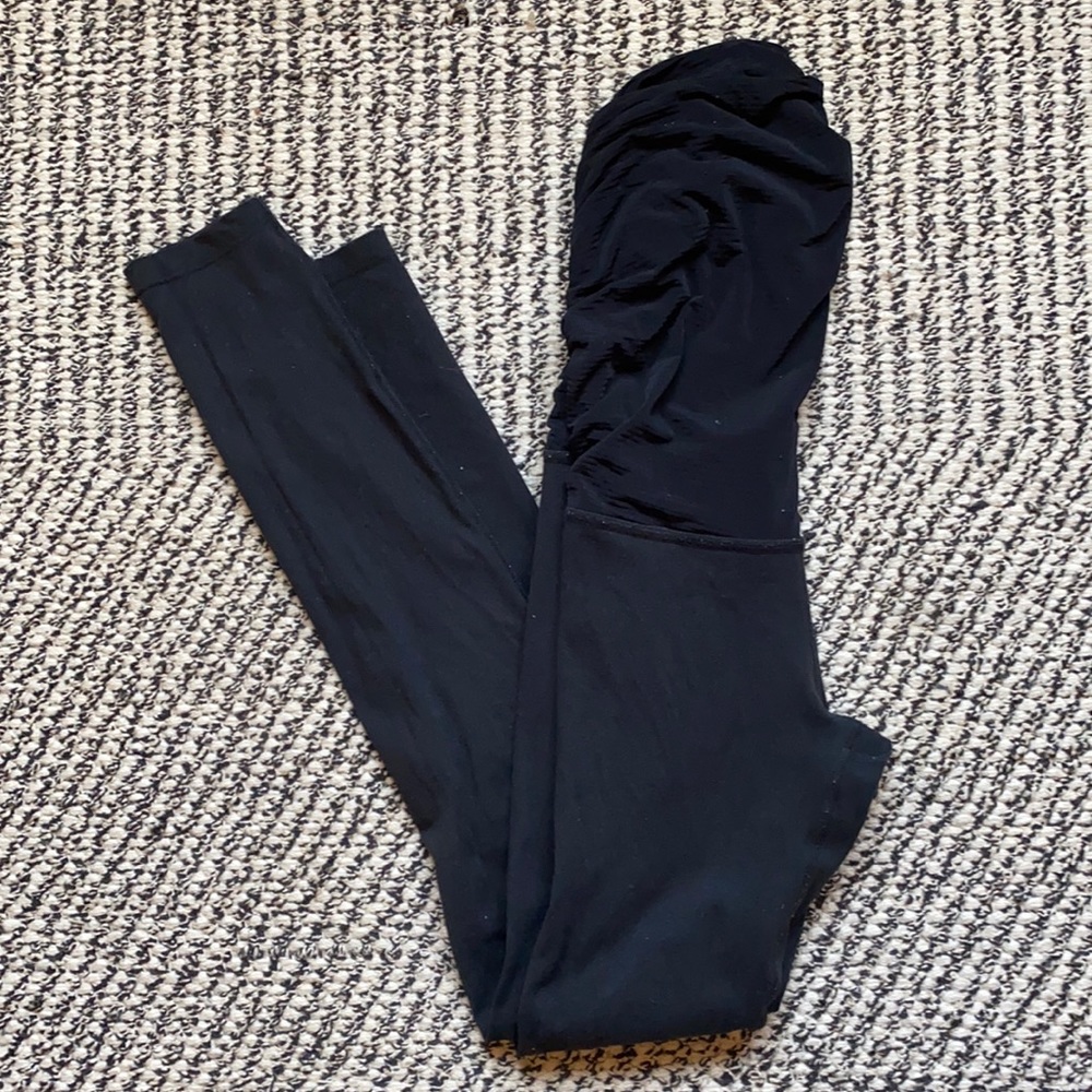 Beyond Yoga Beyond the Bump maternity leggings